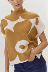 LIZAKOSHT - Contrast Flower Mock Neck Short Sleeve Sweater