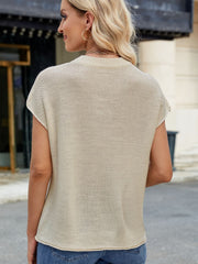 LIZAKOSHT - Exposed Seam Round Neck Short Sleeve Sweater