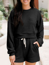 LIZAKOSHT - Ribbed Round Neck Long Sleeve Top and Shorts Set