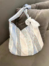 New French Floral Canvas Bag Niche Commuter Portable Underarm Bag Large Capacity Folding Portable Shoulder Tote Bag