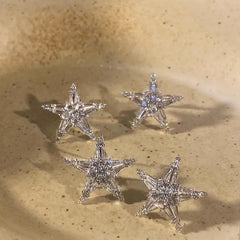 Lizakosht Delicate Star Earrings With Shinning Rhinestones New Simple Fashion Classic Jewelry Bijoux