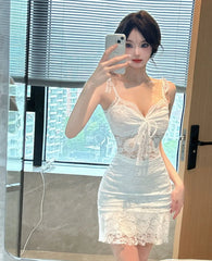 LIZAKOSHT - Pure Sexy Lace Suspender Dress for Women with High-end Temperament Tight Waisted Ruffle Edges and Buttocks