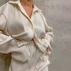 LIZAKOSHT - New Casual Loose Suit Women's Autumn and Winter Style Jacket Long-sleeved Lapel with Fashionable Casual Pleated Skirt Suit