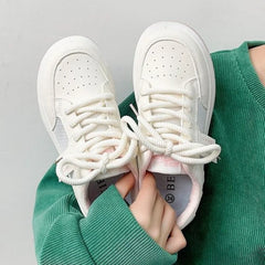 LIZAKOSHT - Summer Breathable Female Platform Sneakers Light Flat Walking Vulcanized Shoes Shoes Ladies Outdoor Luxury Running Shoes