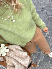 Lizakosht Solid Round Neck Long Sleeved Sweater Women Loose Warm Knitwear Pullover Autumn Winter Fashion Female Commuter Jumper