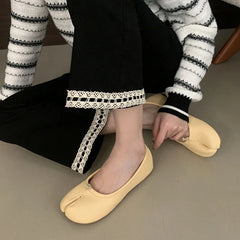 LIZAKOSHT - Spring New Brand Women Flat Shoes Fashion Candy Color Ladies Split Toe Shallow Slip On Boat Shoes Dress Loafer Shoes New