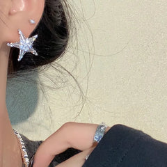 Lizakosht Delicate Star Earrings With Shinning Rhinestones New Simple Fashion Classic Jewelry Bijoux