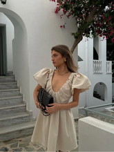 42707573637326|42707573670094|42707573702862