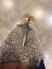 LIZAKOSHT - Spicy Girl Leopard Print Low Waist Jeans with A Feminine Spring Design, Loose and Wide Leg Pants