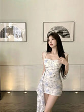 LIZAKOSHT - Sleeveless Dress with Sweet Temperament and Irregular Streamers with Pleated Floral Buttocks