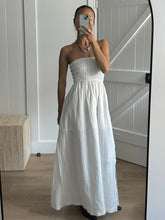 LIZAKOSHT - Women's 2026 Summer New Strapless Dress Lightweight Vacation Off-Shoulder Ruched High-Waist Loose Maxi Dress