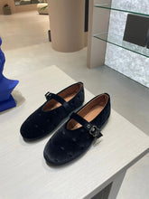 LIZAKOSHT  -  New Red Velvet Buckle Strap Mary Janes Shoes Women Elegant Spring Autumn Flannel Flats Shoes Black Casual Ladies Shoes