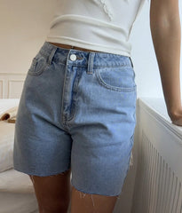 LIZAKOSHT - American-style retro high-waisted slimming 5-inch denim shorts with a fitted and versatile fringed design.