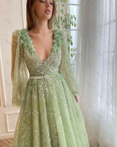 LIZAKOSHT - Luxury Beaded Crystals Prom Dresses Green Lace Appliques Long Sleeves Evening Dress A-Line Saudi Arabic Women Party Gowns
