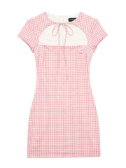 LIZAKOSHT - Spring/summer European and American Ladies' Short-sleeved Dresses with Small Plaid Pink Ribbons and Knotted Bows.