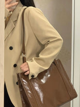 LIZAKOSHT - Autumn Winter New Retro Large Capacity Tote Bag for Students Versatile Commuting Single Shoulder Crossbody Bags