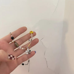 LIZAKOSHT - Acrylic Flower Pendant Necklace Crystal Class Gravel Beaded Necklace For Women Cool Y2K Choker Jewelry Exquisite Choker