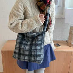 LIZAKOSHT - New Winter Autumn Plaid Furry Crossbody Bag Women Large Capacity Retro Shoulder Tote Bucket Bag Simple and Versatile Storage Bag
