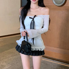 LIZAKOSHT - Off-shoulder Pleated Bow Casual White Long-sleeved T-shirt Women 2024 Autumn New High Street Lace Splicing Sexy Slim Tops