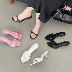 LIZAKOSHT - Women Summer Fashion Heel Square Toe Simple Silk Solid Color Slippers Outdoor Peep Toe Casual Slide Flip Flops Women Sandal