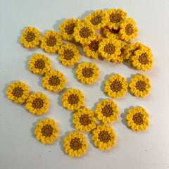 10pcs/Lot Handmade 3CM Hand Knitt Crochet Sunflower 3D Flower Knitted Quilt Applique Patch Craft Ornament DIY Hairpins Hat Decor