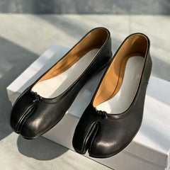LIZAKOSHT - Designer Split Toe Flat Loafers Ninjas Soft Sole Casual Mule Shoe Fall Retro Comforts Mary Jane Pumps Fashions Ballet Shoes