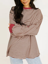 LIZAKOSHT - Contrast Striped Long Sleeve Sweatshirt