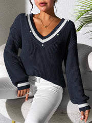 LIZAKOSHT - Contrast Trim V-Neck Long Sleeve Sweater