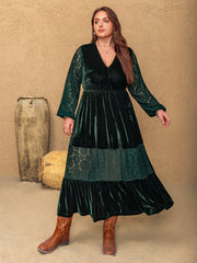 LIZAKOSHT - Plus Size Lace Patchwork V-Neck Balloon Sleeve Midi Dress