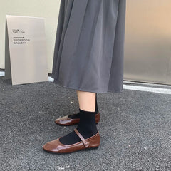 Lizakosht New Spring Korea Flats Women Shoes Fashion Mary Jane Shoes Round Toe Hook Loop Women's Shoes Retro PU Flats