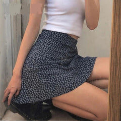 Lizakosht Grunge 90s Streetwear Mini Skirts High Waist Flower Print Bow Bandage Aline Skirt Vintage Fashion Women Slim Clothes