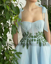 Eightree Blue Prom Dresses 2022 A-Line Spaghetti Straps Green Crystals Party Gown Tea Length Robes de cocktail Dress with Pocket