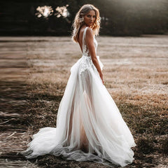Lizakosht Sexy V-Neck Illusion Wedding Dress Boho Lace Backless Bridal Dresses Country Beach Wedding Party Gowns Plus Size Princess Bride