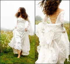 Lizakosht  Gothic Celtic Wedding Dress Vintage Lace Bell Sleeve Lace Up Corset Medieval Bridal Gown Vintage Retro Bride 50's Gown