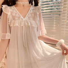 Princess Style Nightdress 2021 New Korean Summer Nightgown Vintage Lace White Dress Kawaii Bow Ruffles Sleepdress Soft Home Wear