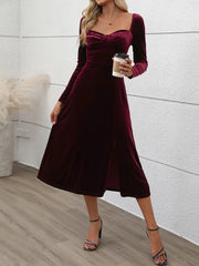 LIZAKOSHT  -  Perfee Sweetheart Neck Long Sleeve Midi Dress