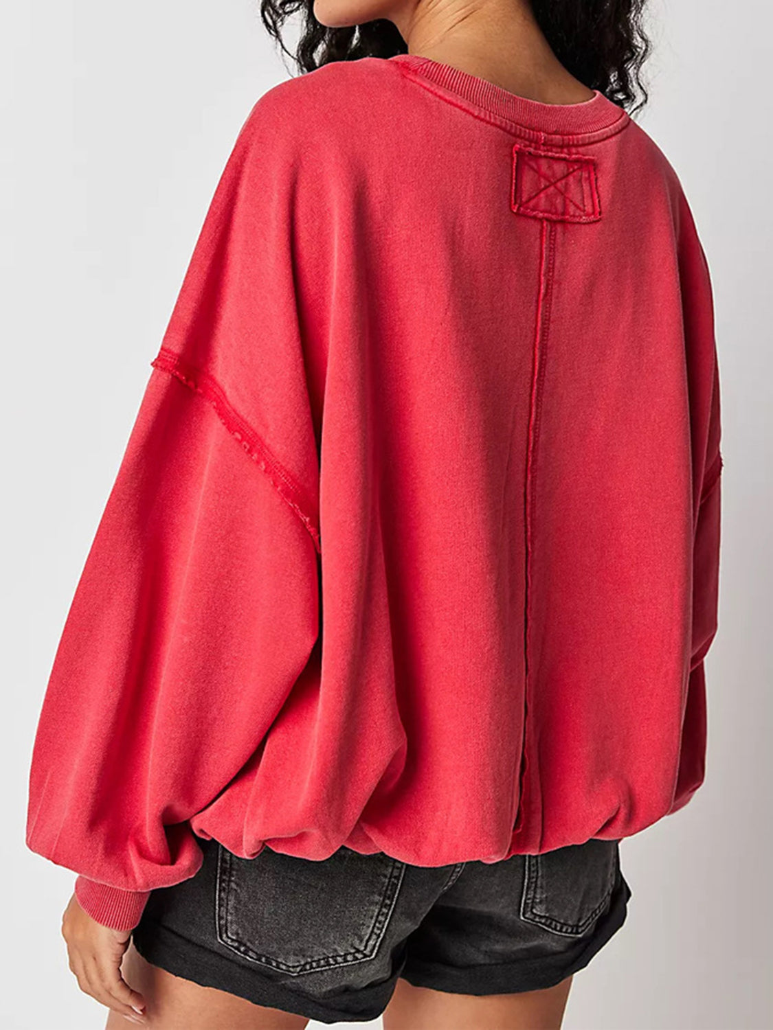 LIZAKOSHT  -  Exposed Seam Round Neck Long Sleeve Sweatshirt