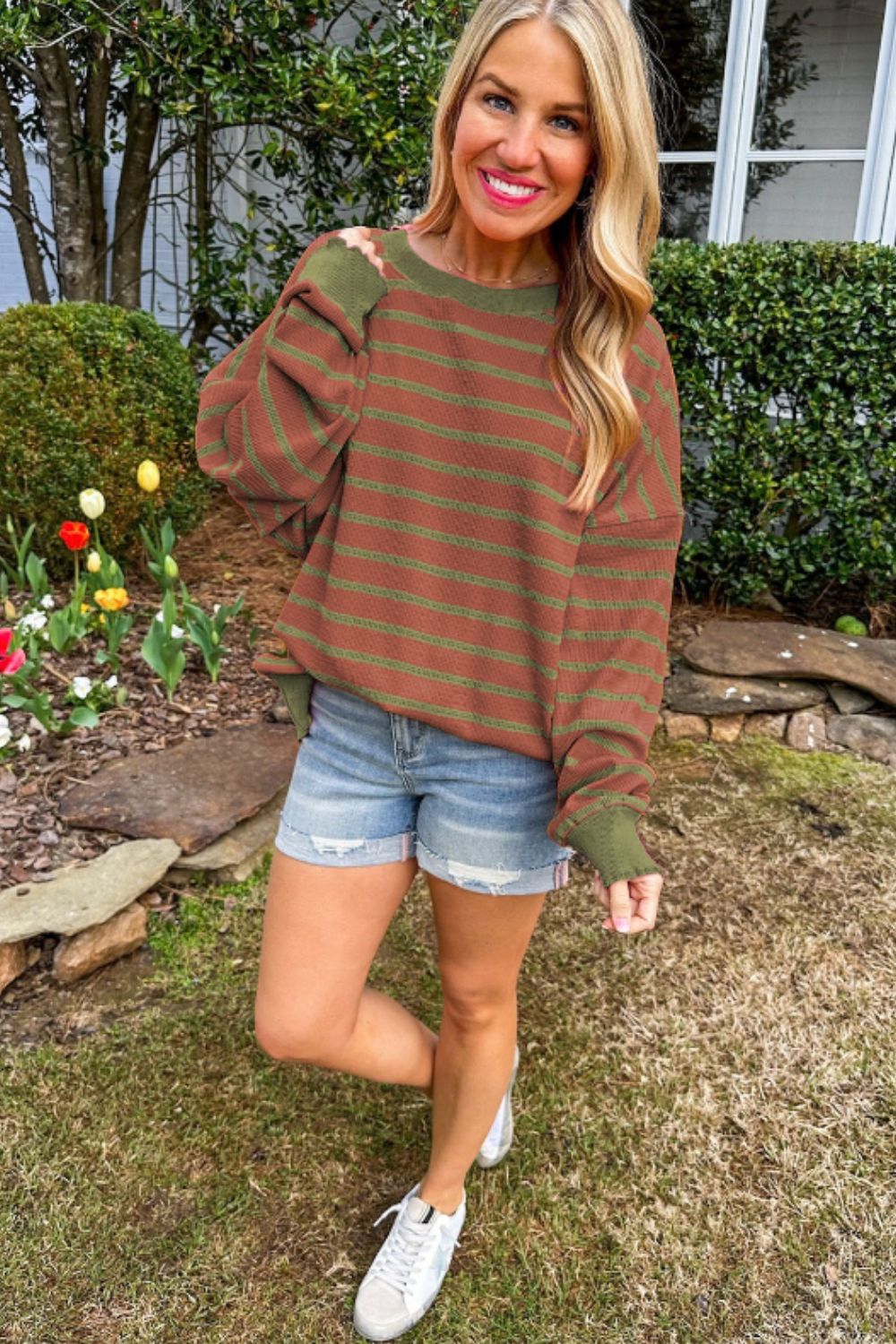 LIZAKOSHT  -  Striped Round Neck Long Sleeve Sweater
