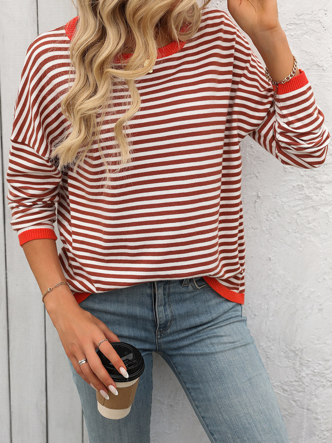 LIZAKOSHT  -  Striped Round Neck Long Sleeve Sweater