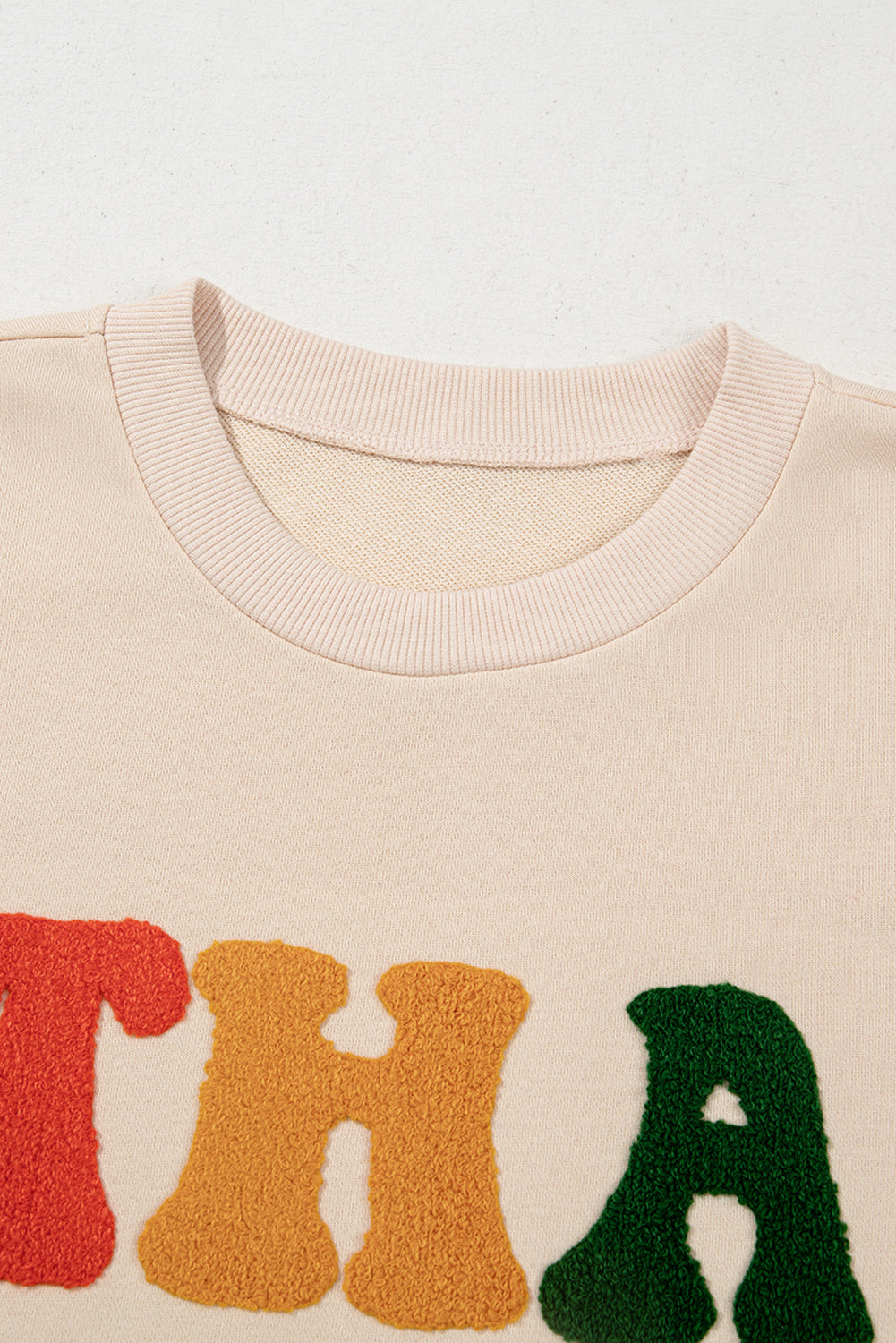 LIZAKOSHT  -  THANKS Round Neck Long Sleeve Sweatshirt