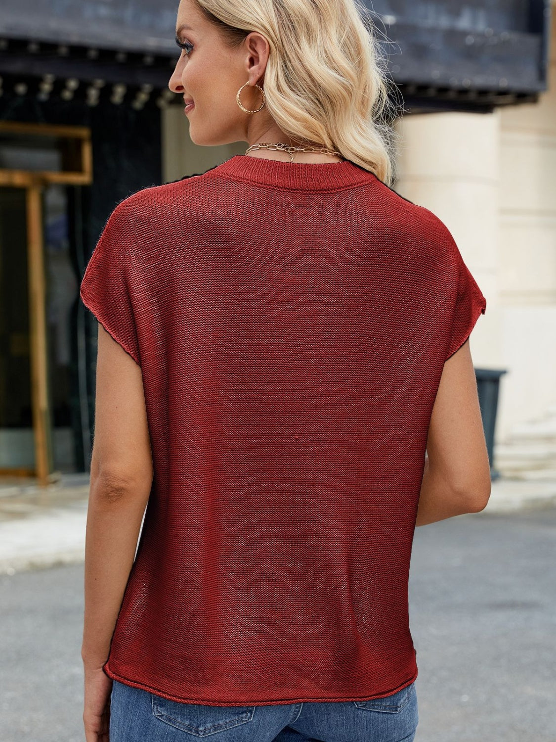 LIZAKOSHT  -  Exposed Seam Round Neck Short Sleeve Sweater