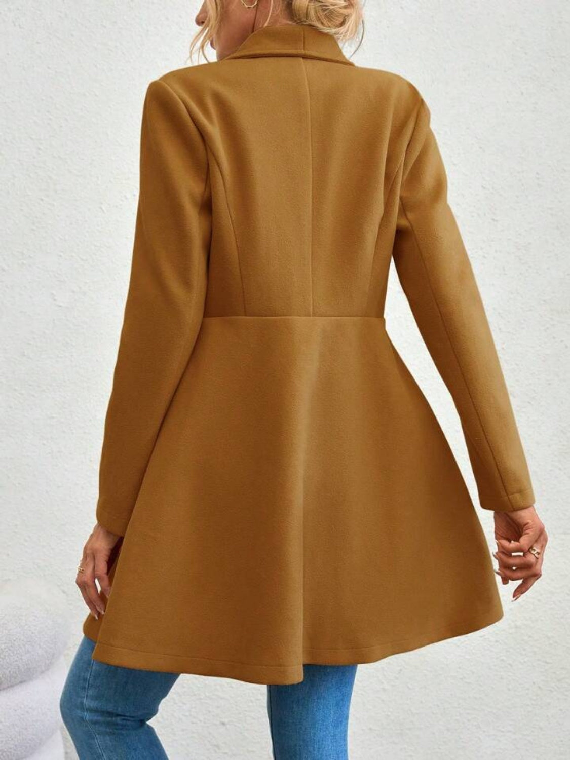 LIZAKOSHT  -  Collared Neck Button Up Long Sleeve Coat