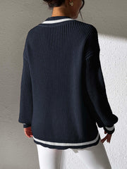 LIZAKOSHT  -  Contrast Trim V-Neck Long Sleeve Sweater