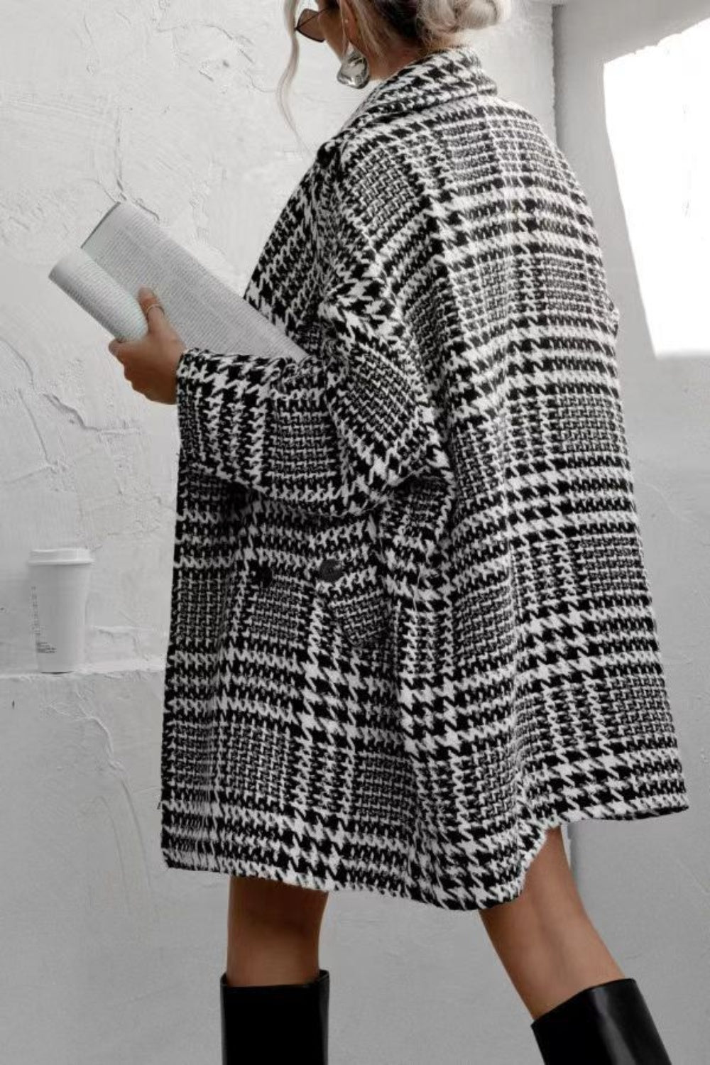 LIZAKOSHT  -  Houndstooth Collared Neck Long Sleeve Coat with Pockets