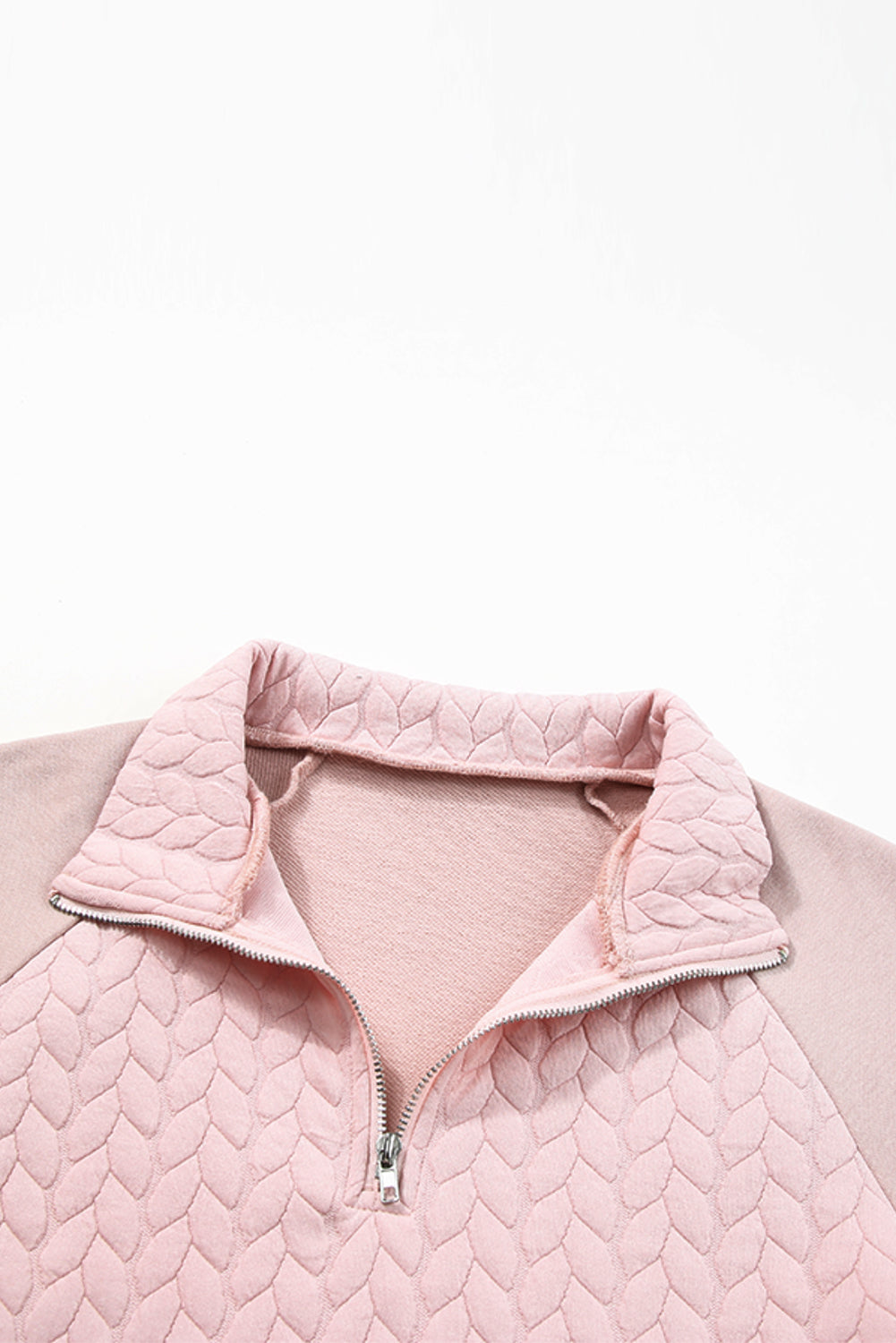 LIZAKOSHT  -  Textured Quarter Zip Long Sleeve Sweatshirt