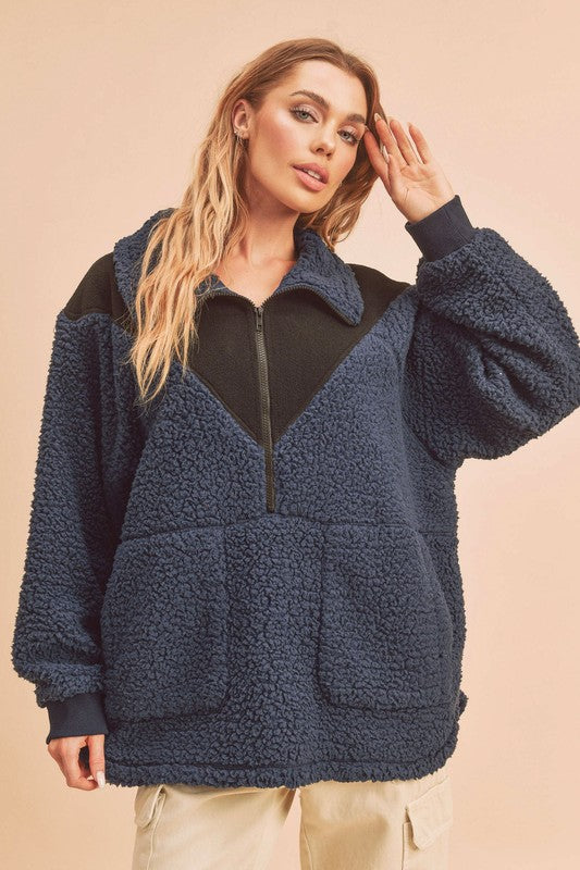 LIZAKOSHT  -  Two Tone Half Zip Fleece Sweatshirt