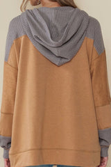 LIZAKOSHT  -  Drawstring Contrast Long Sleeve Hoodie