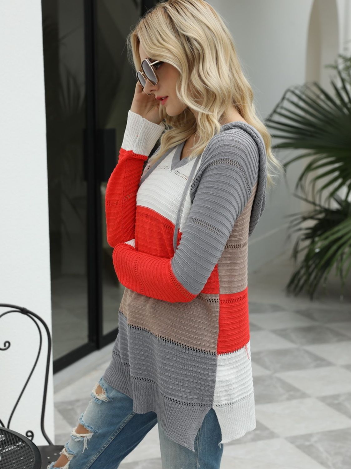 LIZAKOSHT  -  Drawstring Contrast Long Sleeve Hooded T-Shirt