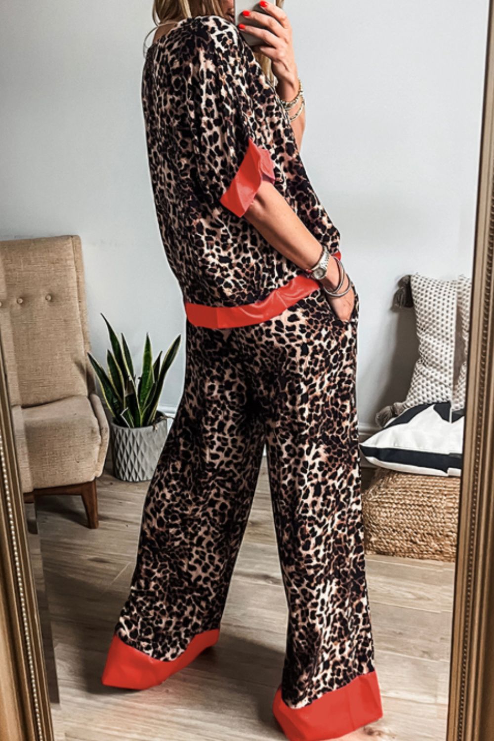 LIZAKOSHT  -  Contrast Trim Leopard Round Neck Top and Pants Lounge Set