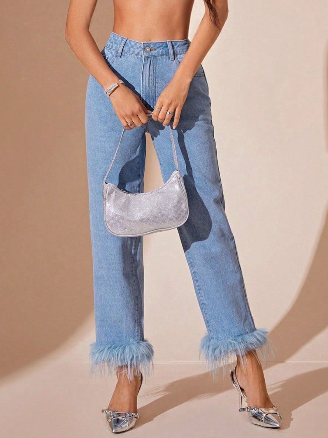 LIZAKOSHT  -  Plush Hem High Rise Straight Jeans